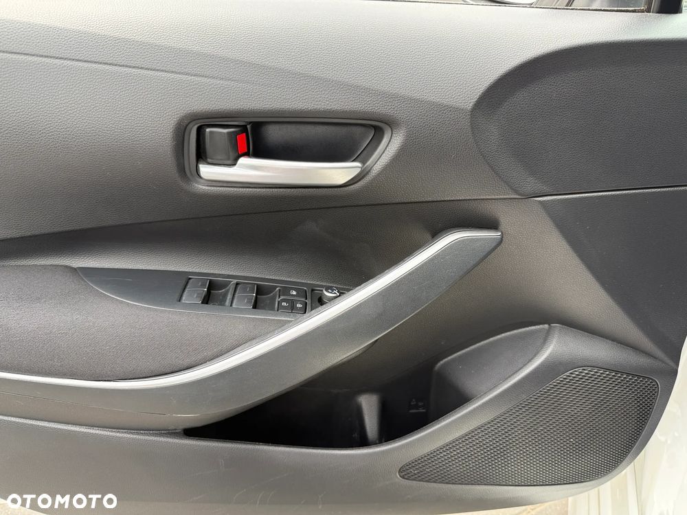 Toyota Corolla 1.8 Hybrid Comfort - 19