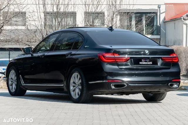 BMW Seria 7 740Le xDrive iPerformance - 4