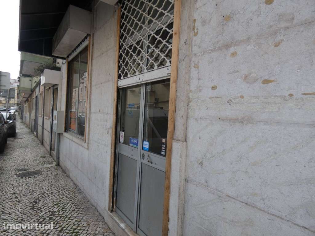 Espaço Comercial à Venda | 70m² | Saída de Fumos | Excelente Locali... - Grande imagem: 2/21