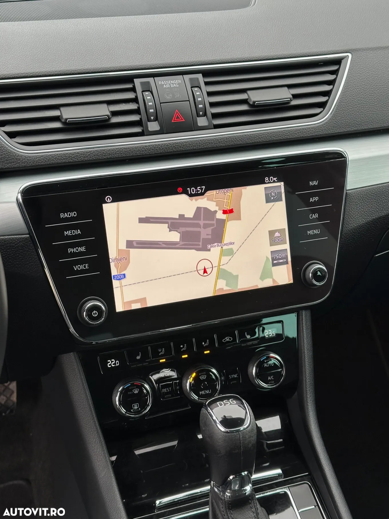 Skoda Superb 1.6 TDI DSG Ambition - 19