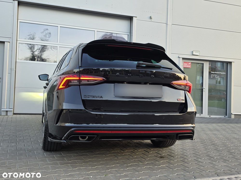 Skoda Octavia 2.0 TSI RS DSG - 21
