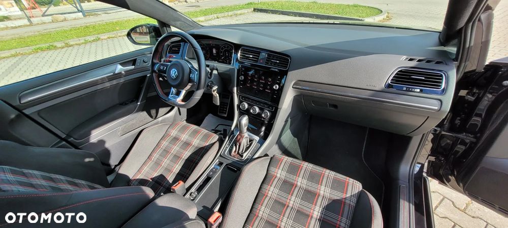 Volkswagen Golf 2.0 TSI BMT GTI Performance DSG - 26