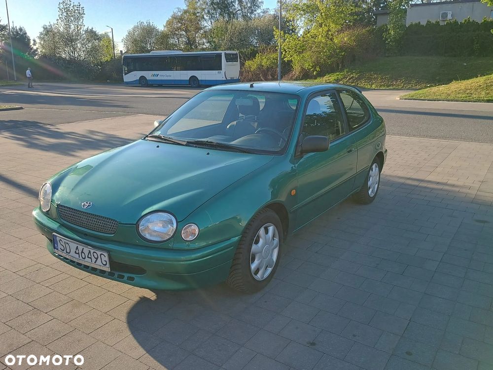 Toyota Corolla - 8