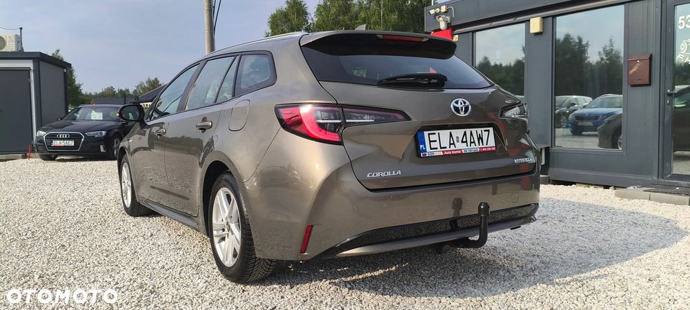 Toyota Corolla 1.8 Hybrid Executive - 13