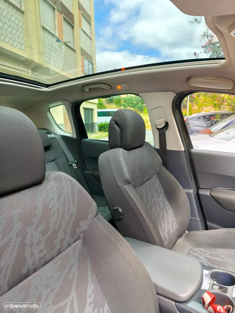 Peugeot 3008 1.6 HDi Executive - 6
