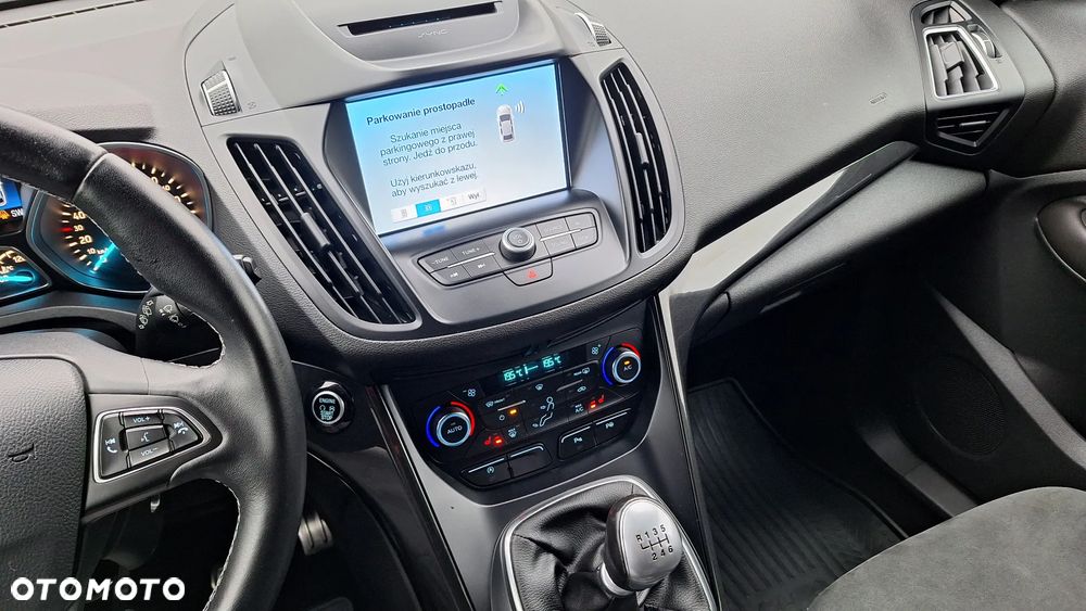 Ford Kuga 1.5 EcoBoost FWD ST-Line ASS MMT6 - 12