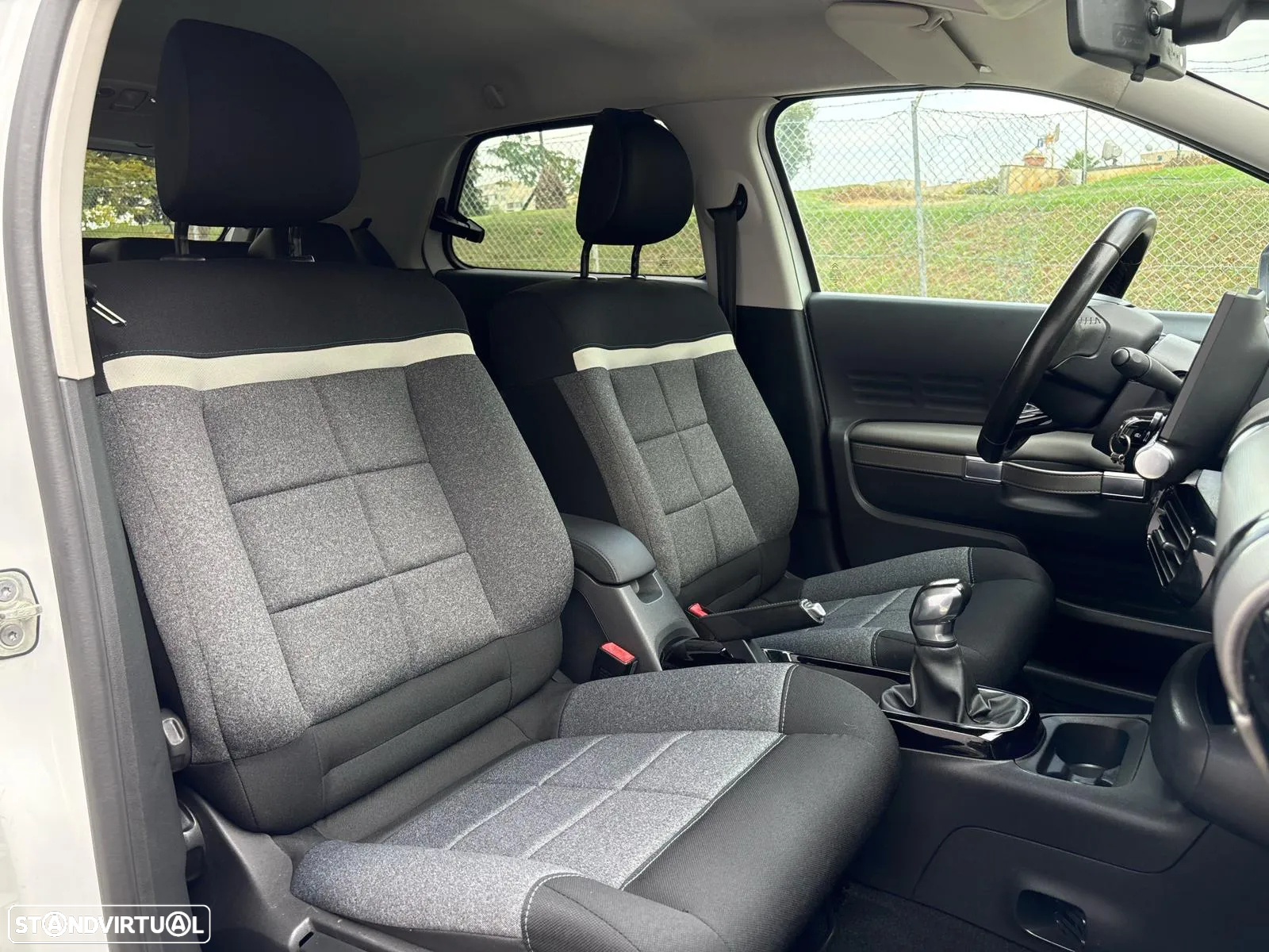 Citroën C4 Cactus 1.2 PureTech Shine - 7