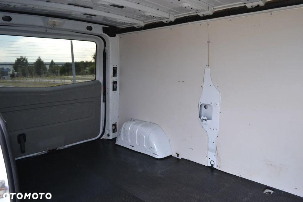 Renault Trafic - 26