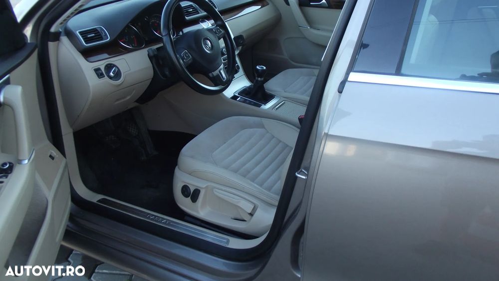 Volkswagen Passat 1.6TDI BlueMotion Tehnology Comfortline - 3