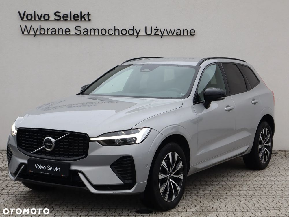 Volvo XC 60 B5 B AWD Plus Dark - 3