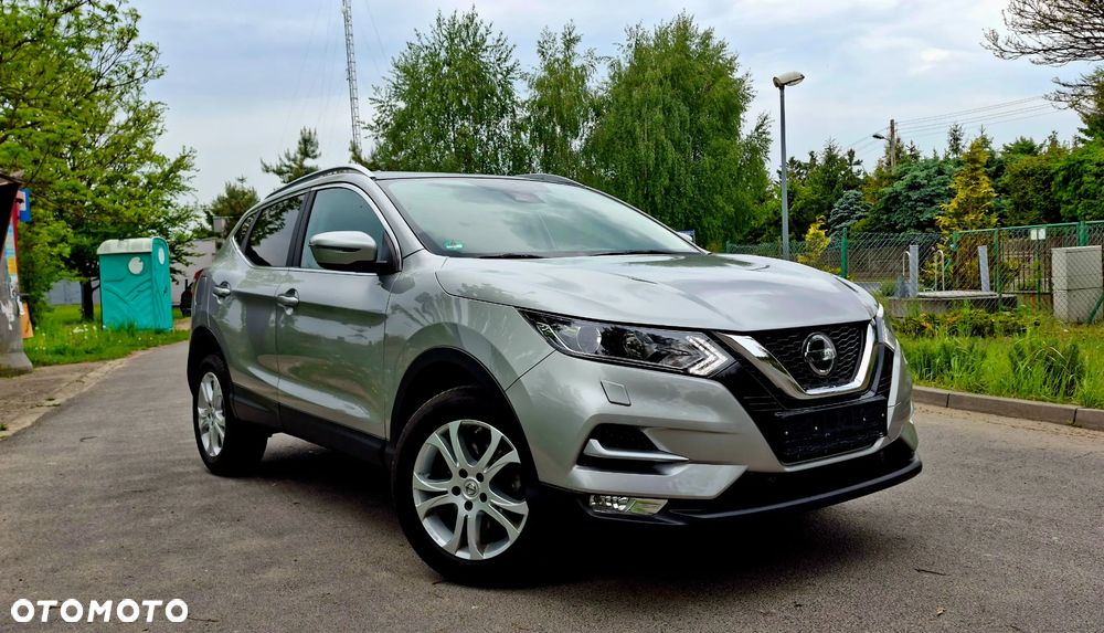 Nissan Qashqai 1.3 DIG-T N-Connecta - 1