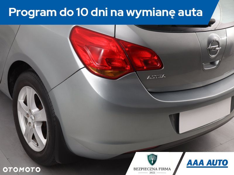 Opel Astra - 19