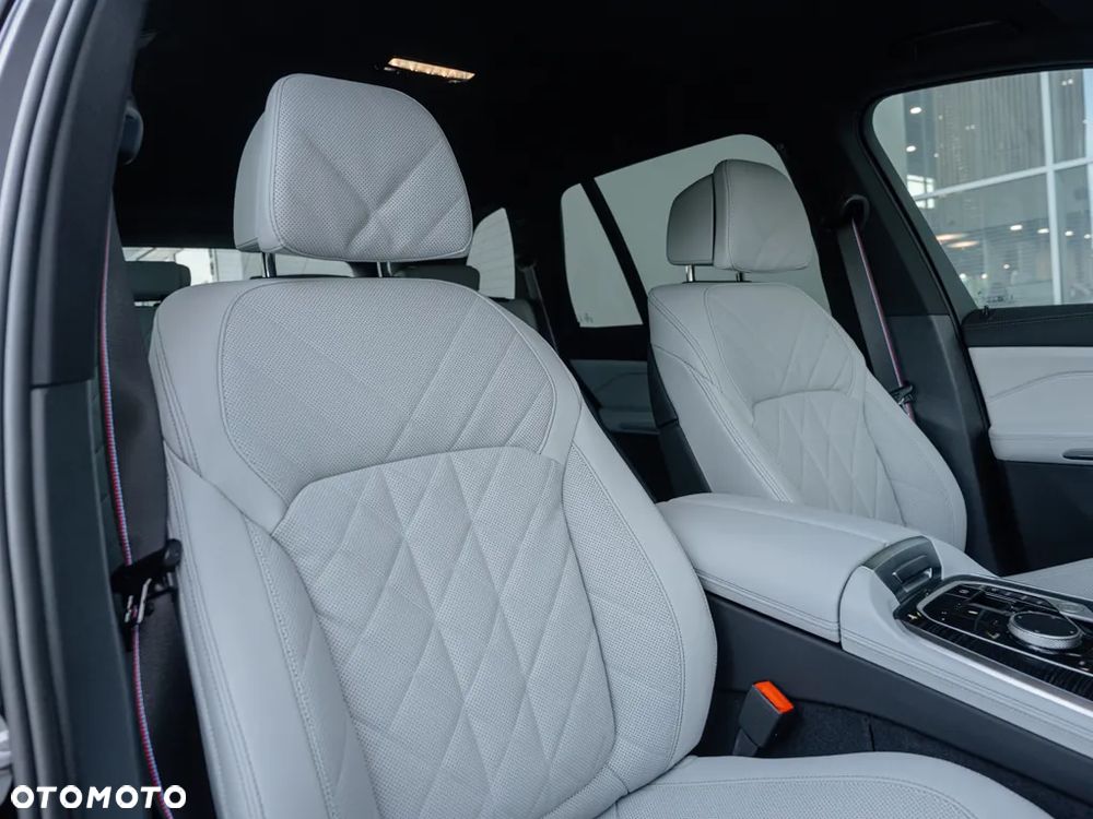 BMW X5 xDrive30d - 11