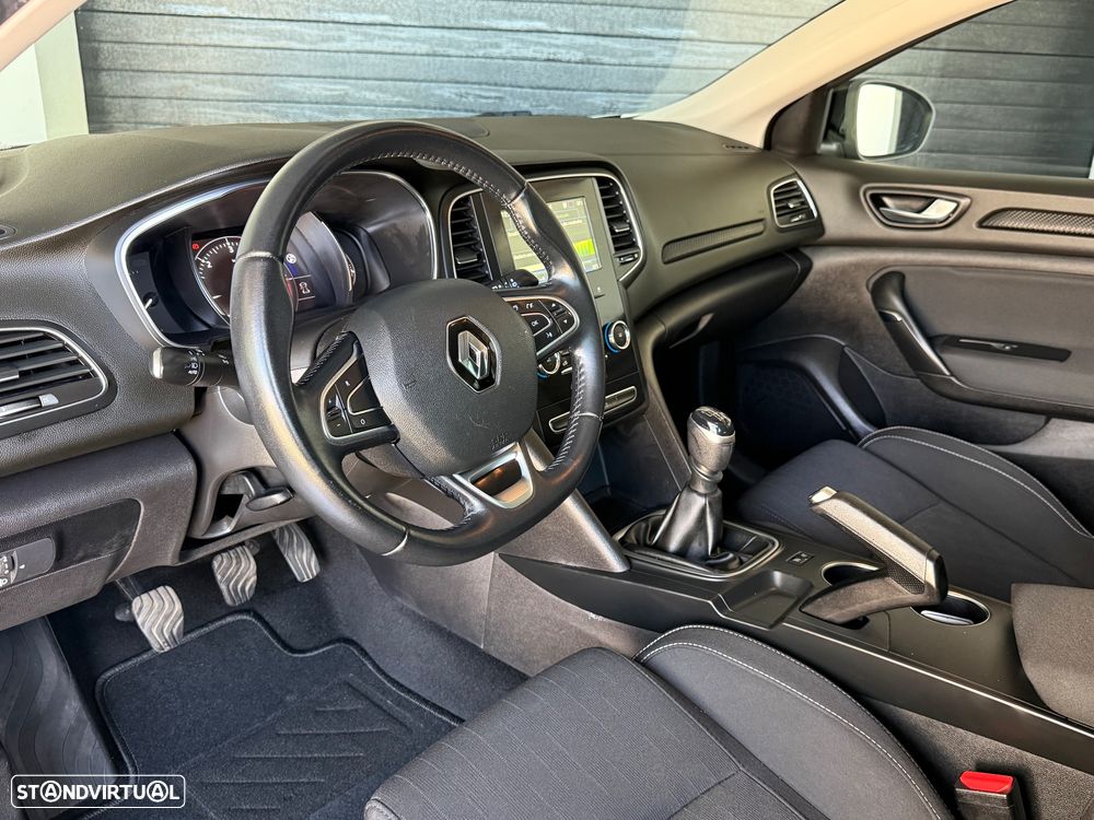 Renault Mégane Sport Tourer 1.5 Blue dCi Limited - 4