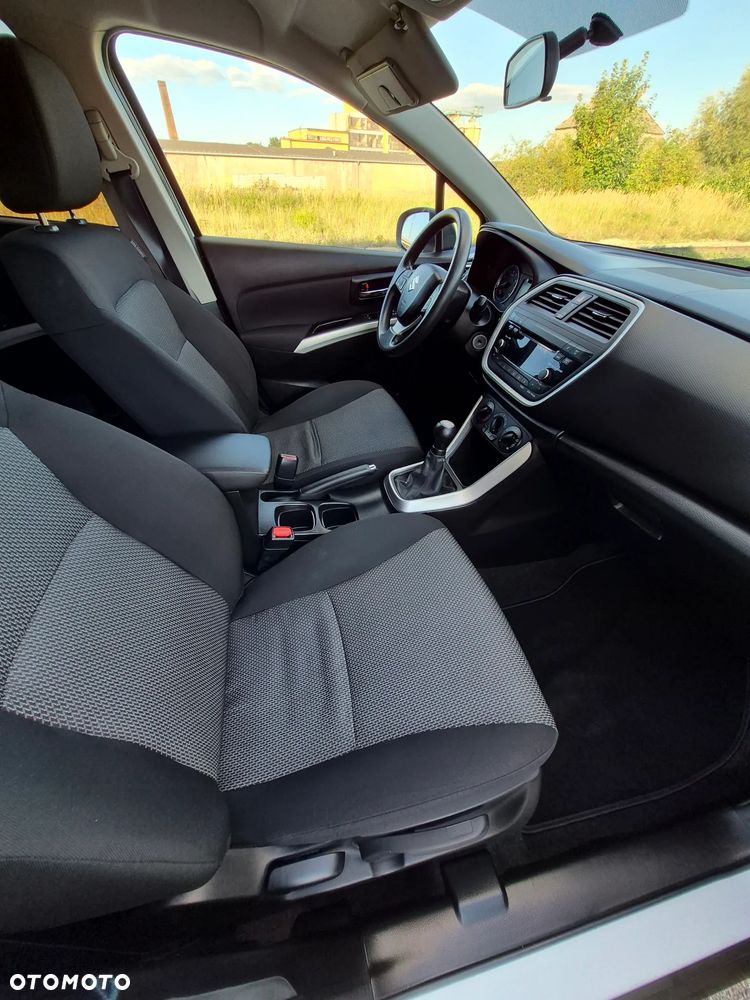 Suzuki SX4 S-Cross - 13