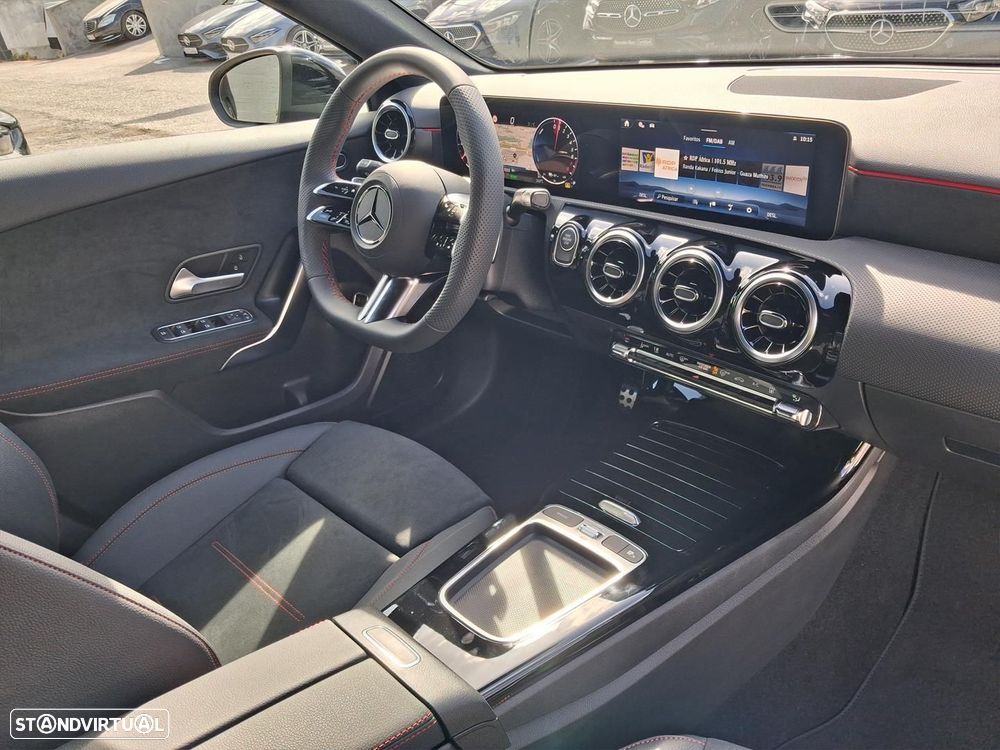 Mercedes-Benz A 250 e - 14