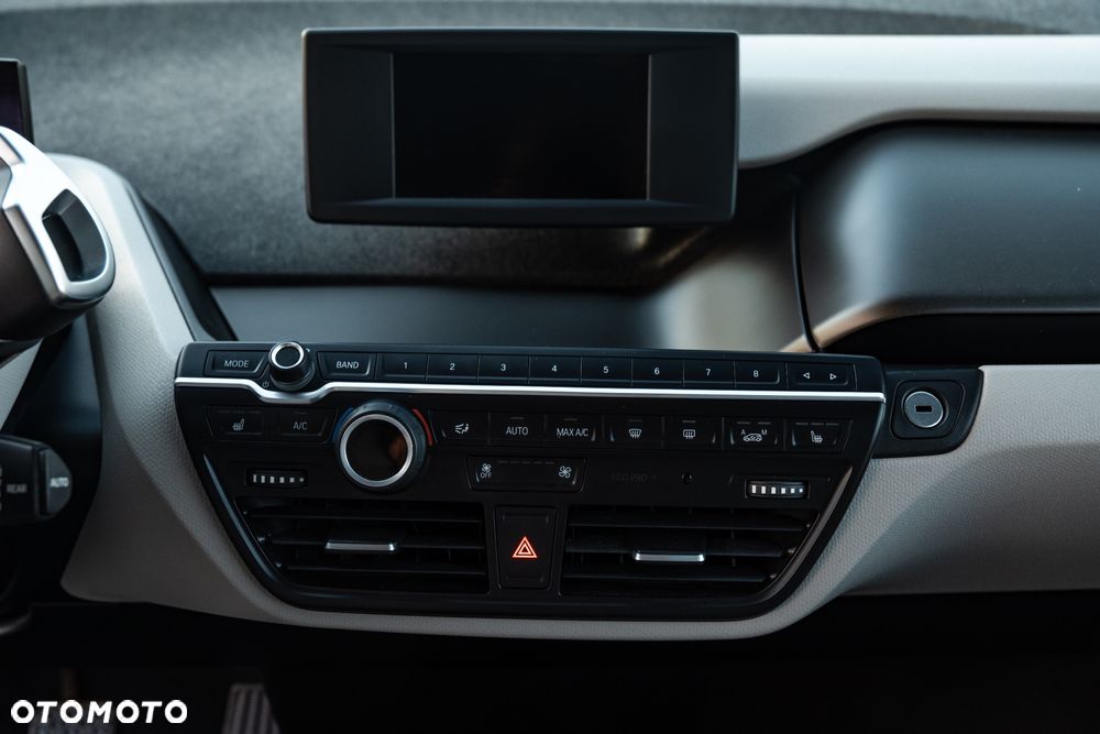 BMW i3 Standard - 29