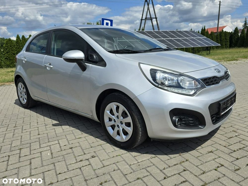 Kia Rio - 3