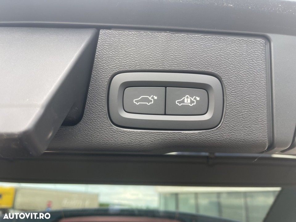 Volvo XC 60 - 23