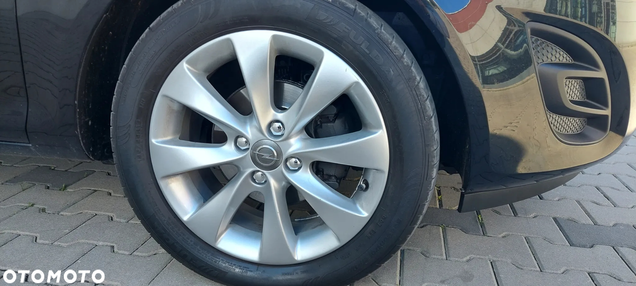 Opel Corsa 1.4 16V Cosmo - 19