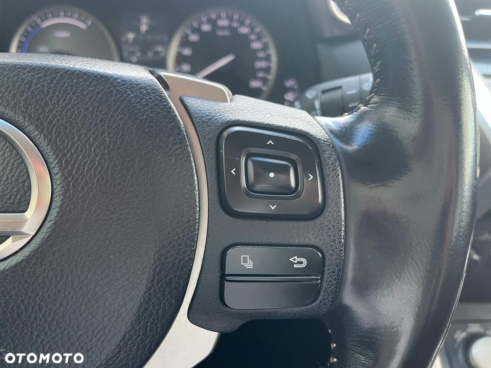 Lexus NX 300h Elite AWD - 8