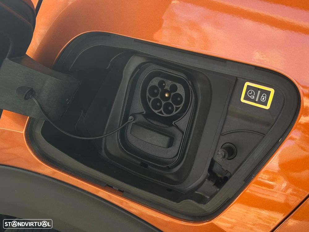 Peugeot e-2008 50 kWh GT - 17