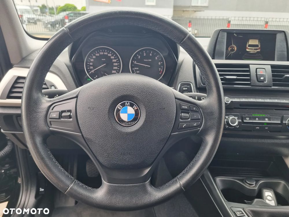 BMW Seria 1 - 21