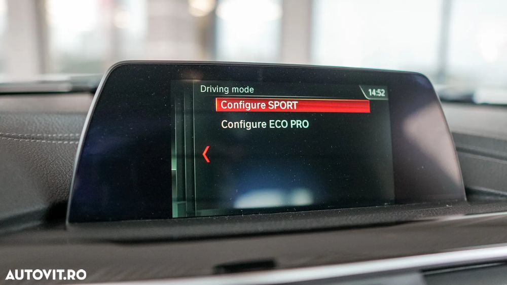 BMW Seria 3 320i Aut. M Sport - 13