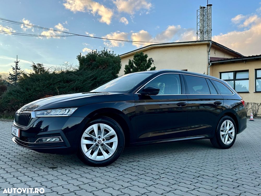 Skoda Octavia Combi 2.0 TDI DSG Edition - 1