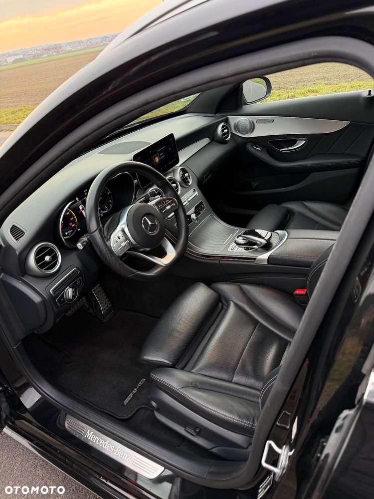 Mercedes-Benz Klasa C 220 d 4Matic 9G-TRONIC AMG Line - 33