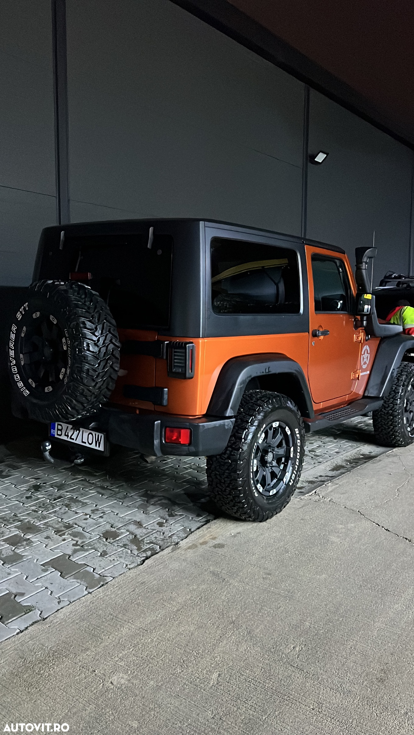 Jeep Wrangler - 5