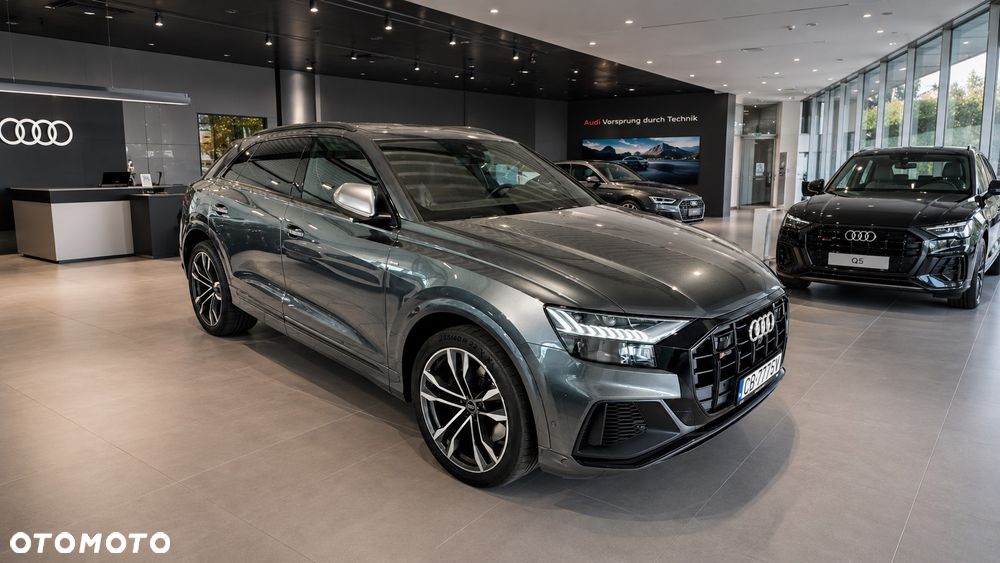 Audi SQ8 - 1