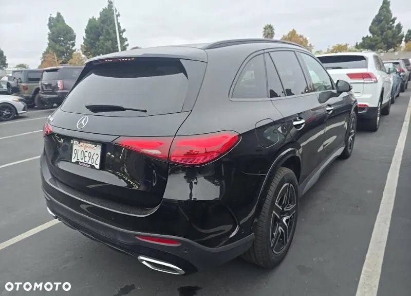 Mercedes-Benz GLC 300 4Matic 9G-TRONIC AMG Line - 4