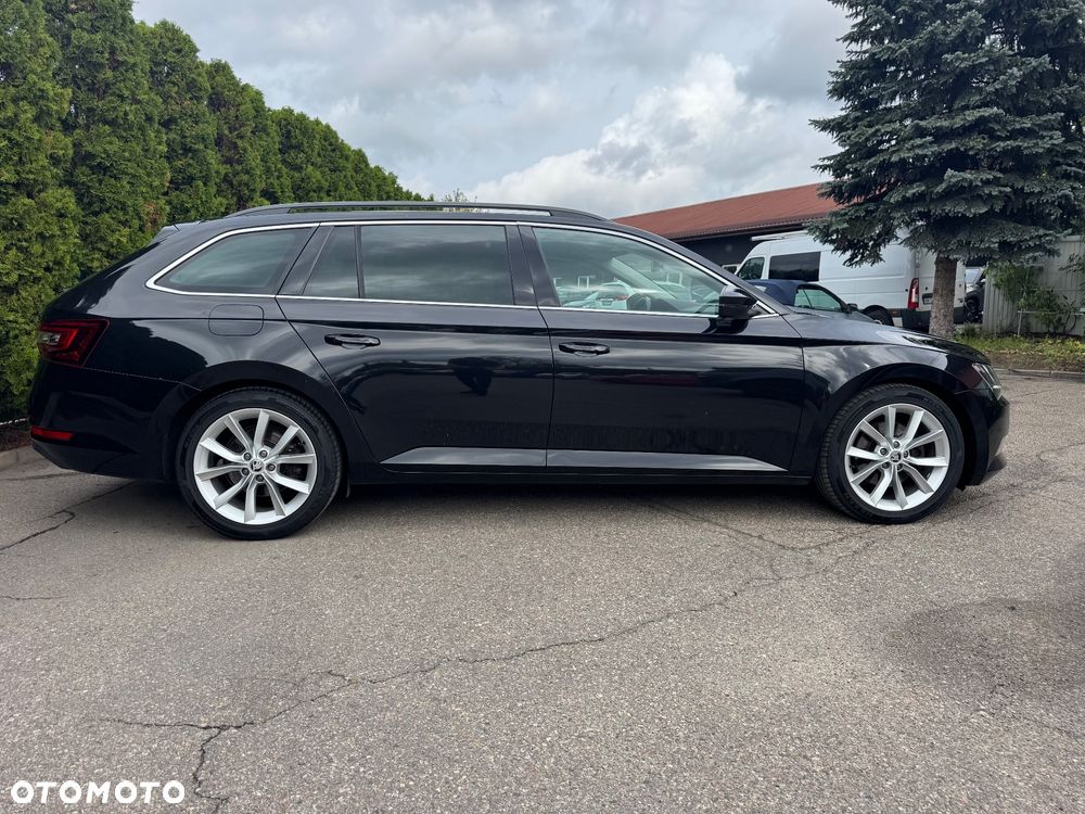Skoda Superb 2.0 TDI DSG Ambition - 10