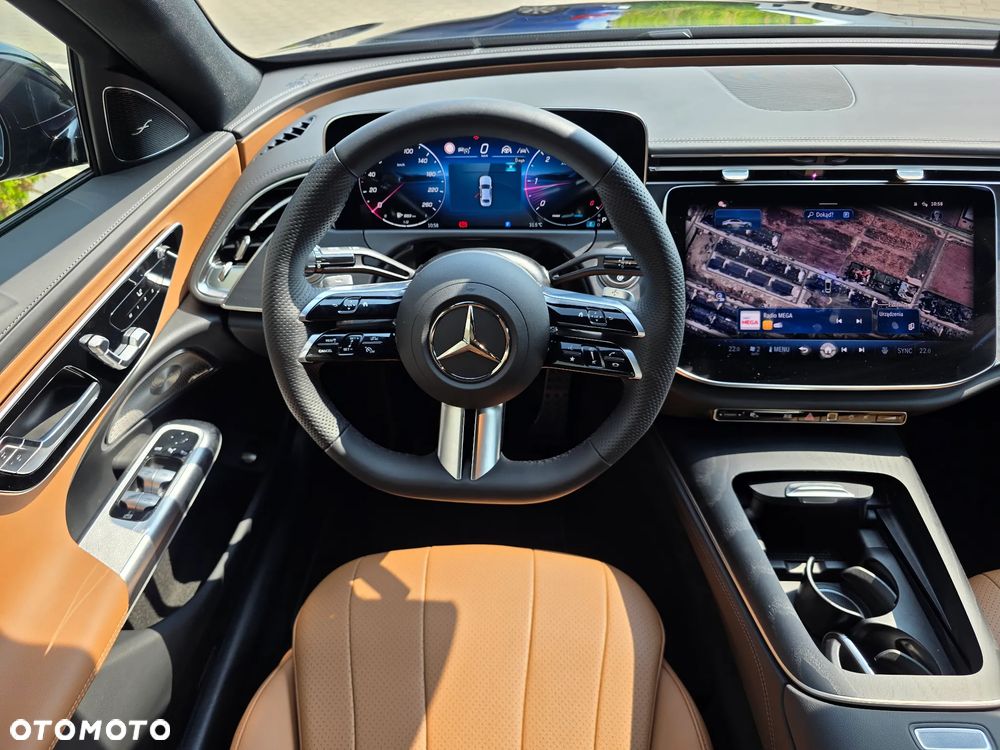 Mercedes-Benz Klasa E 220 d mHEV 4-Matic AMG 9G-Tronic - 28