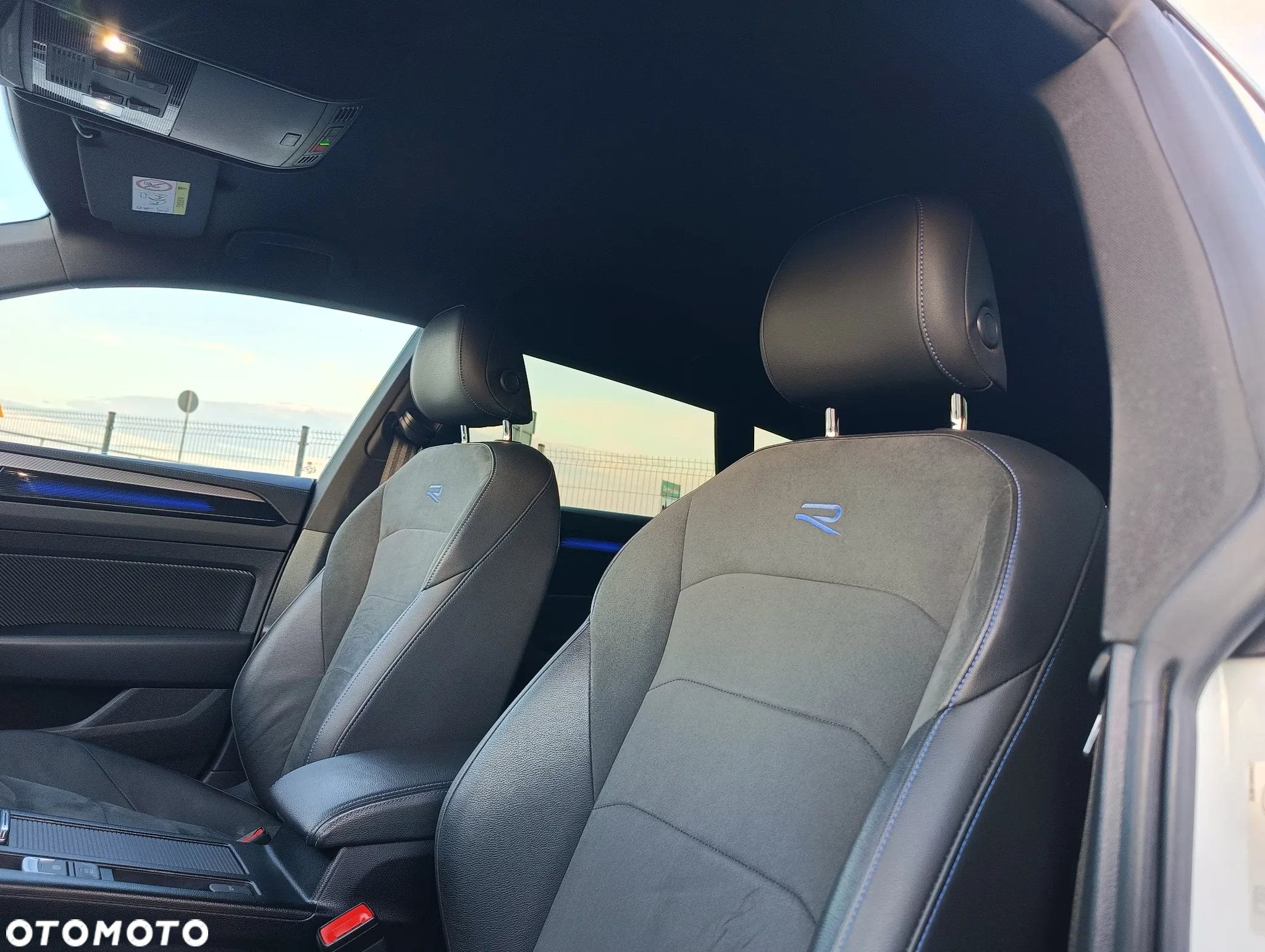 Volkswagen Arteon 2.0 TSI 4Motion R DSG - 18