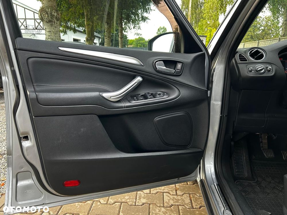 Ford S-Max 2.0 TDCi DPF Titanium X - 14