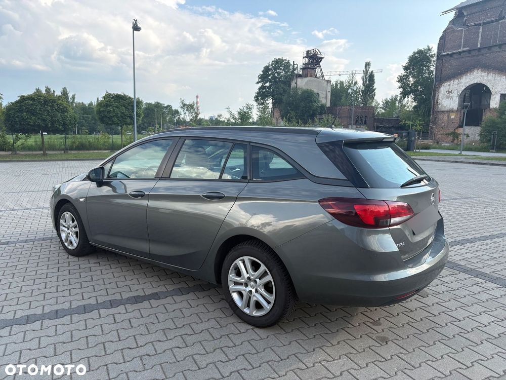 Opel Astra 1.6 CDTI Enjoy S&S - 6