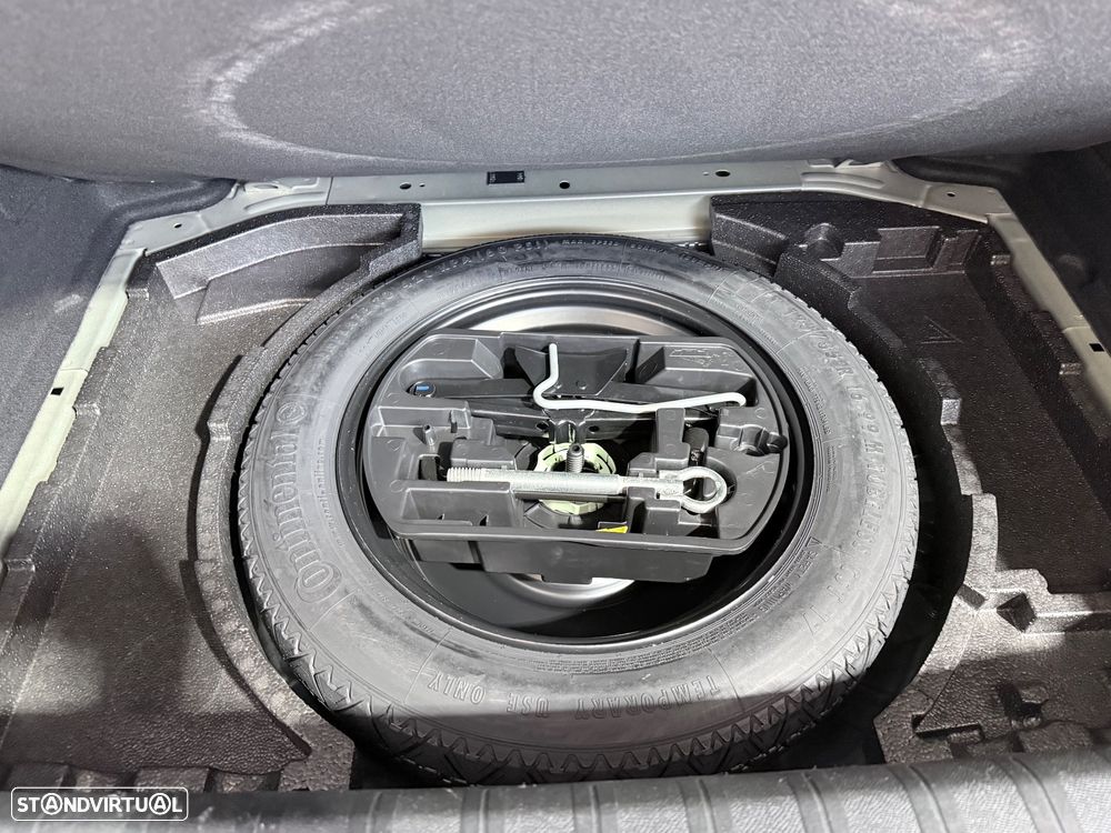 Peugeot 308 PureTech 130 GPF EAT8 Stop & Start Allure Pack - 31