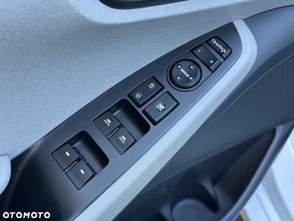 Hyundai IONIQ 1.6 GDI Style - 33