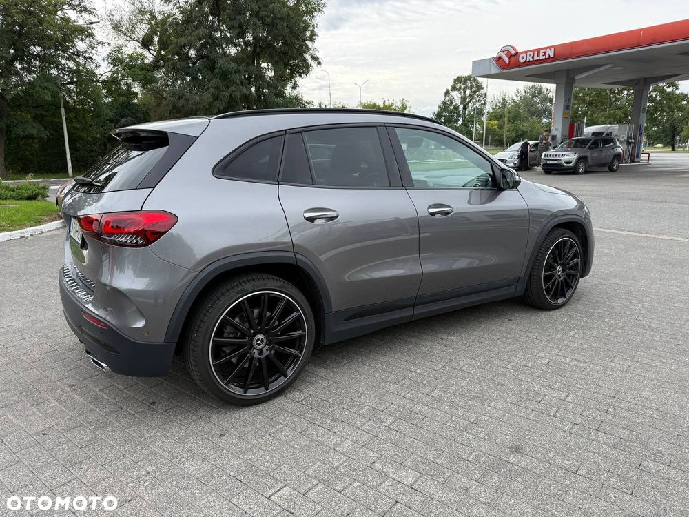 Mercedes-Benz GLA 250 4-Matic - 4