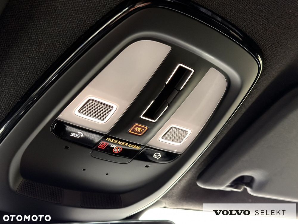 Volvo XC 40 - 33
