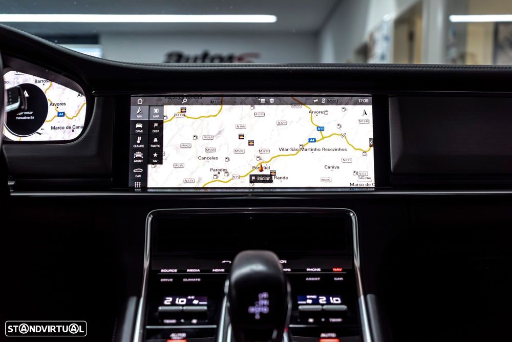 Porsche Panamera 4 S - 38