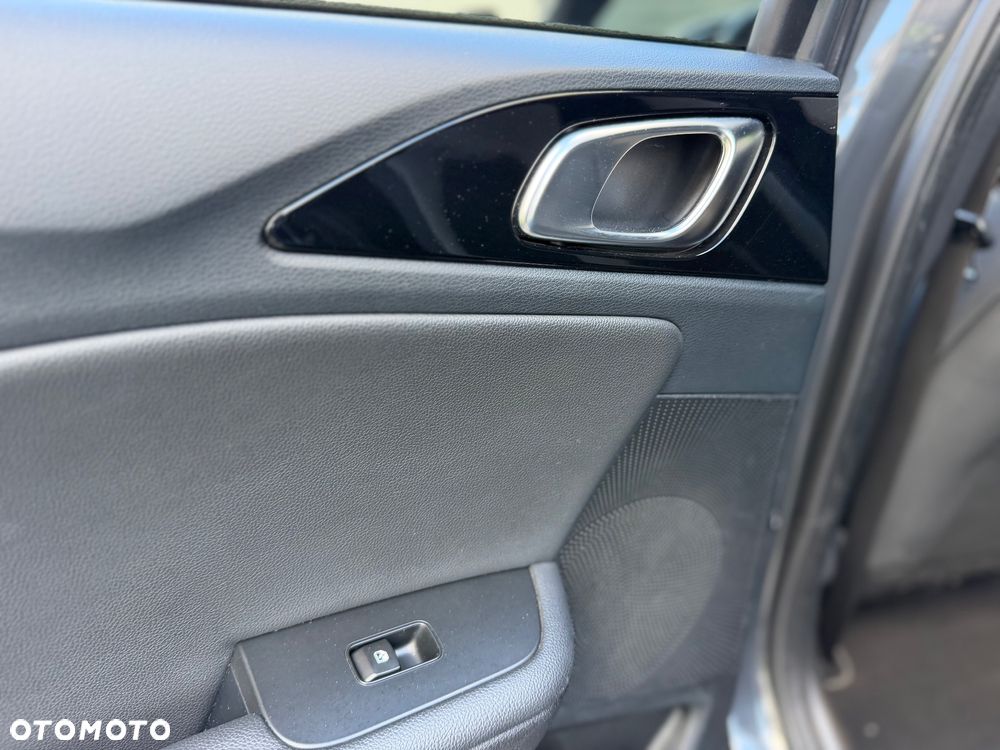 Kia Ceed 1.4 T-GDI OPF GT Line - 31