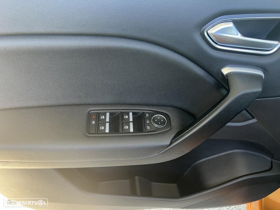 Renault Captur 1.0 TCe Exclusive Bi-Fuel - 15