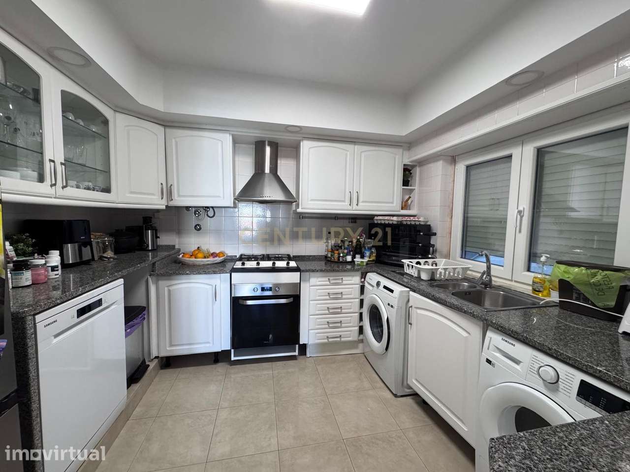 Apartamento T3 renovado com vista mar junto a Cascais - Grande imagem: 3/7