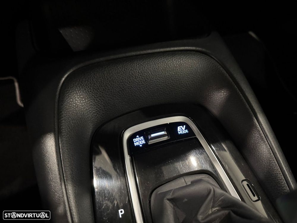 Toyota Corolla 1.8 Hybrid Exclusive - 39