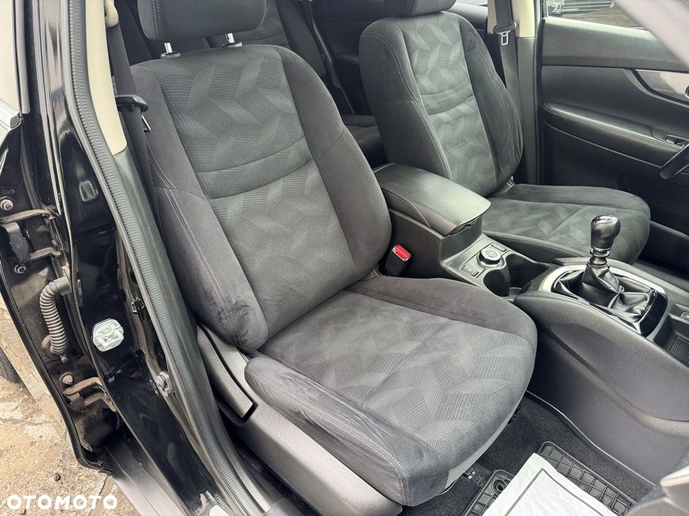 Nissan X-Trail - 12