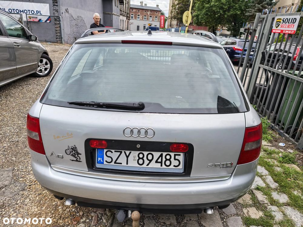 Audi A6 Avant 2.5 TDI quattro - 9