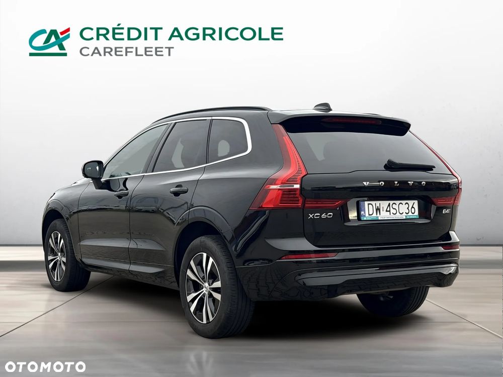 Volvo XC 60 B4 D AWD Momentum Pro - 3